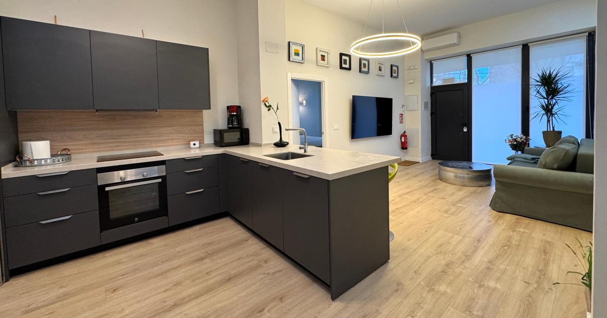 Luxury Suite Wifi Ac Servicios En La Puerta Madrid Luaran gambar